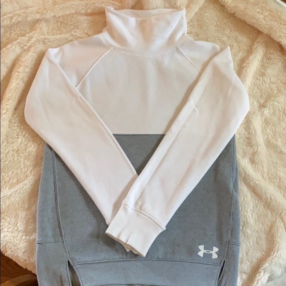 Under Armour sweatshirt